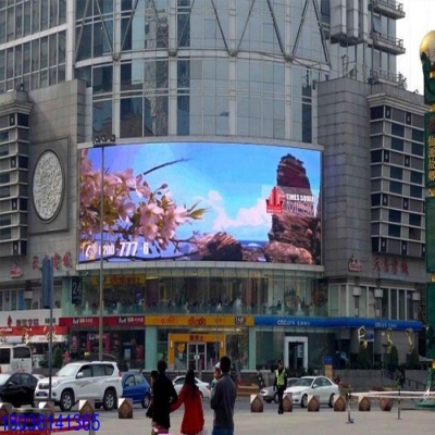 戶外全彩LED顯示屏P5LED廣告電子屏生產(chǎn)廠家直銷